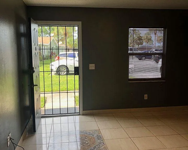 43 W Las Palmas Way — Photo 8