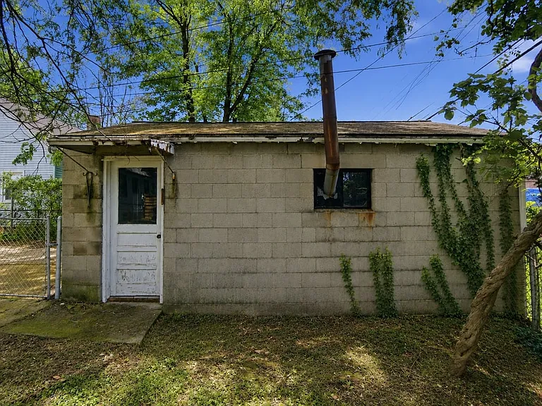 3267 Walmar Dr — Photo 32