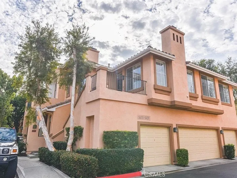 3400 Ladrillo Aisle — Photo 35