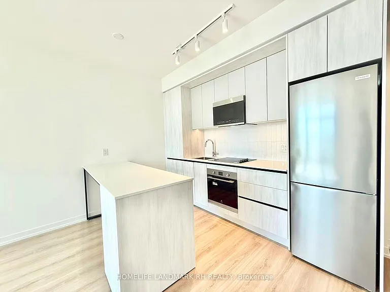 2485 Eglinton Ave W #1519 — Photo 7