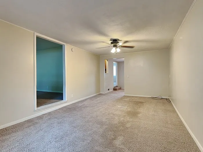 11199 Lantern Rd — Photo 5