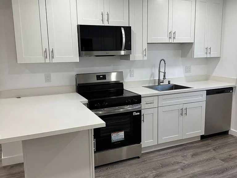 48 Lester Avenue — Photo 9