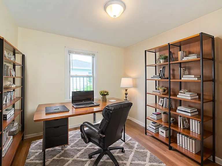 166 Speer Ave #2 — Photo 8