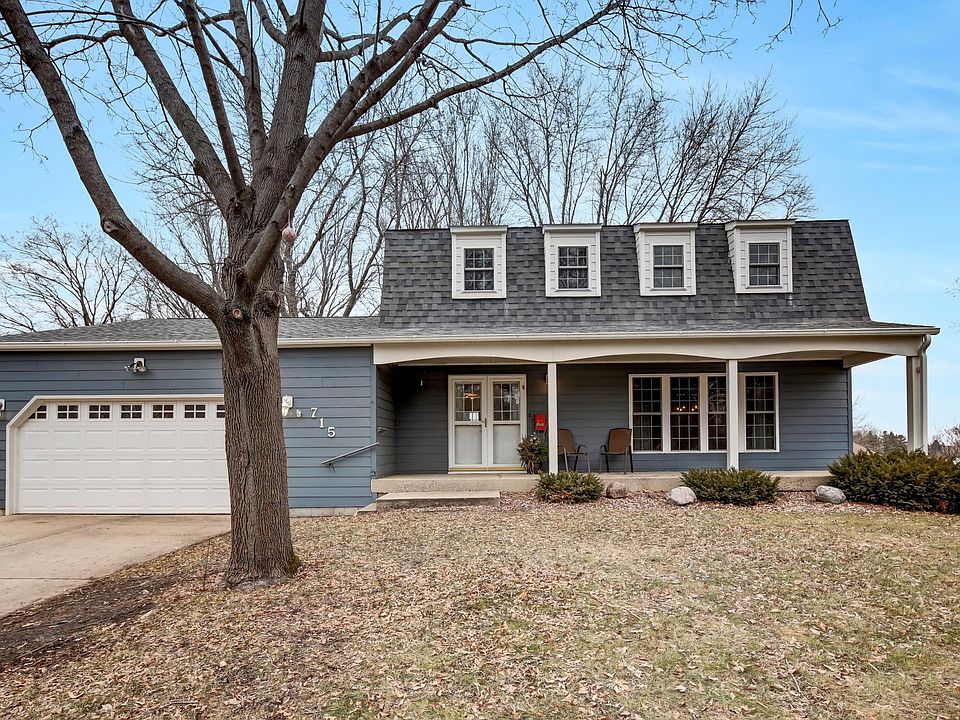 1st image of 715 N Crescent Ln