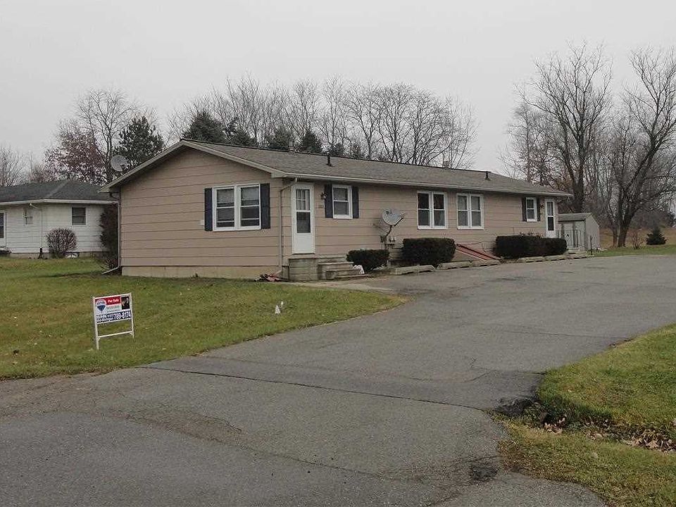 2nd image of 3033 Nevada Dr