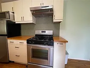 304 E 33rd St #24 — Photo 3