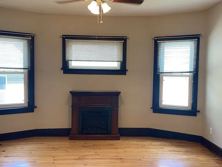 817 S Brooks St — Photo 5