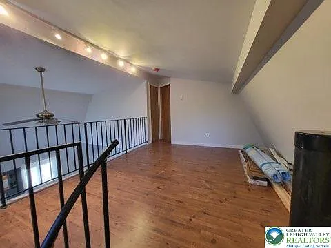 1220 Dogwood Ln — Photo 14