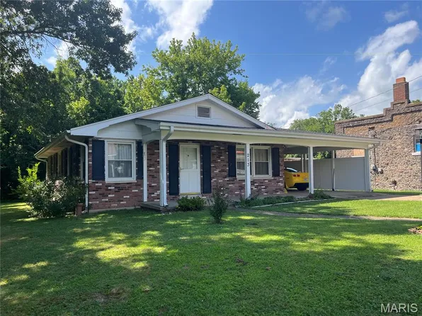 213 N Main St, Arcadia, MO 63621
