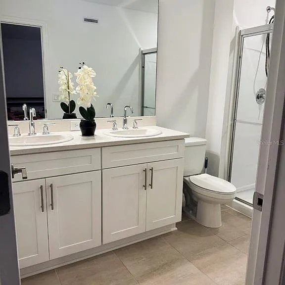3594 Davenport Creek Ct — Photo 15