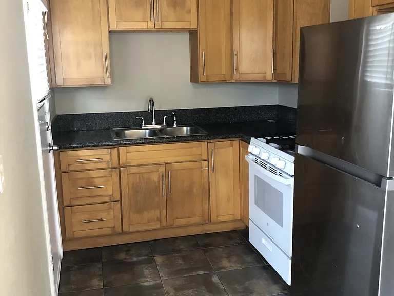 1747 N Hollywood Way #1747 — Photo 4