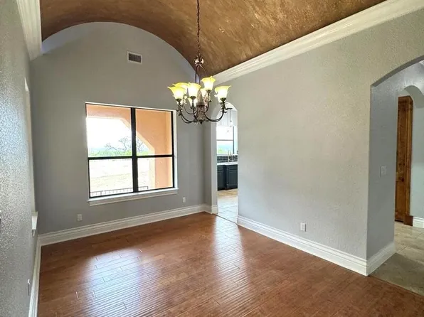443 BRIDLEGATE BLVD, Bandera, TX 78003