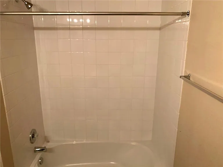160 Cherry Blossom Dr — Photo 18