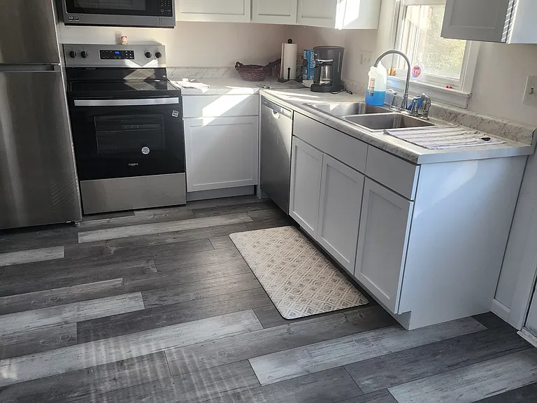 3409 S 10th St — Photo 5