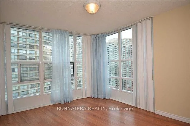 33 Elm Dr W #1506 — Photo 13