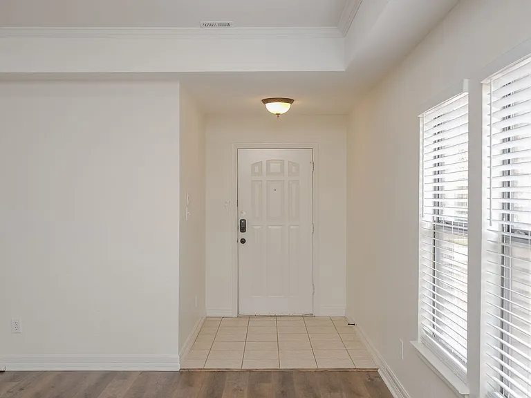 6410 Nottoway Ct — Photo 9