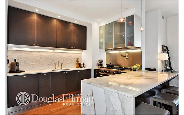 Rented by Douglas Elliman | media 4