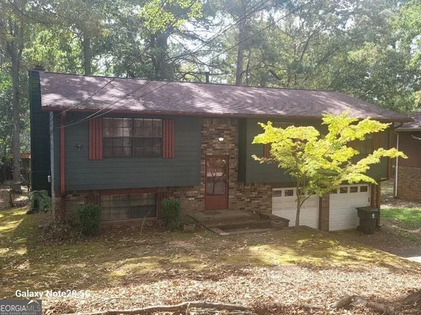 3565 Charlotte Dr, Rex, GA 30273