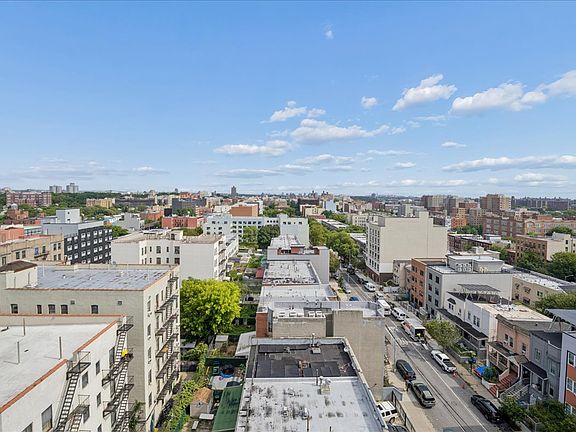 3rd image of 1405 Vyse Ave #1E