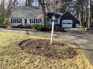 41 Upton Rd, Westborough, MA 01581