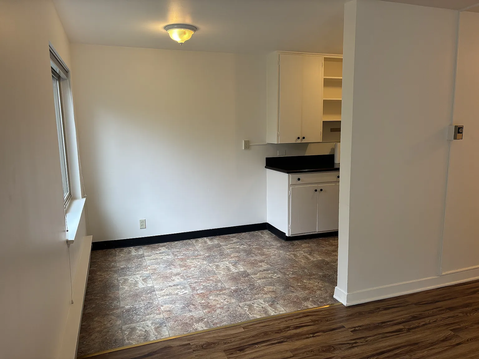 Denny Apartments — Photo 4
