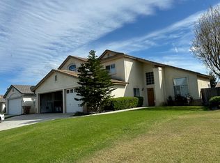 9815 Gold Dust Dr, Bakersfield, CA