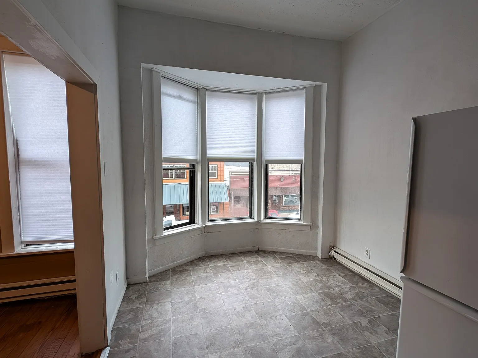1 bed, 560 sqft, $750 — Photo 2