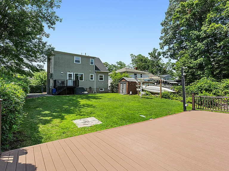 102 Island Ave — Photo 4