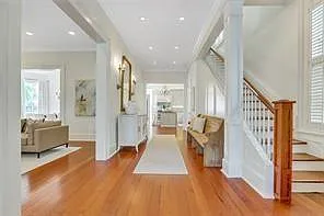 4 bed, 3.5 bath, 4000 sqft, $14,000 — Photo 3