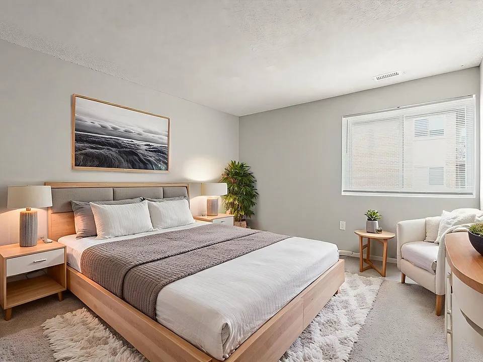 Aspen Apartments in Whitehall