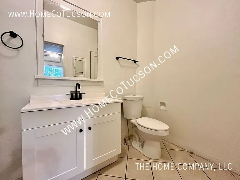 1507 E Blacklidge Dr — Photo 11
