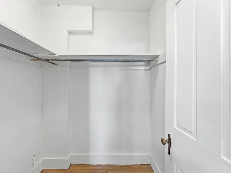 17 N Pleasant St #2 — Photo 15