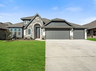 117 Sycamore St, Balch Springs, TX 75181