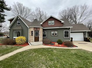 811 Avenue D, Rock Falls, IL 61071