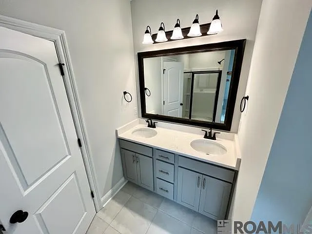 9958 Stratford Dr — Photo 11