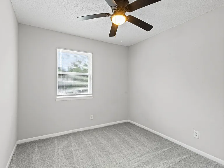 Redwood Village Townhomes — Photo 17
