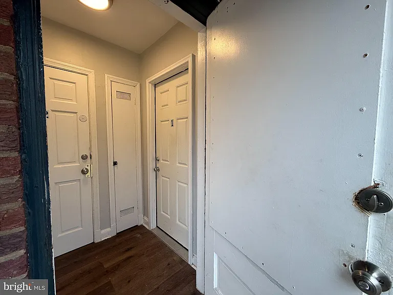 102 O St SW #1 — Photo 2