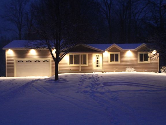 2nd image of 2420 Yorkshire Dr