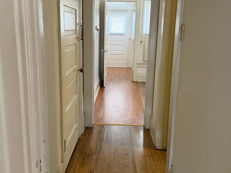 305 W Olive Ave #4 — Photo 3