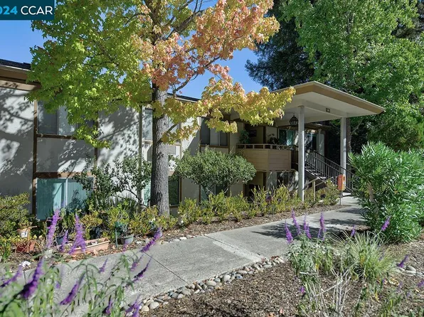 1349 Ptarmigan Dr APT 8, Walnut Creek, CA 94595