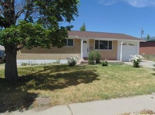 325 Valley View Dr, Tooele, UT 84074