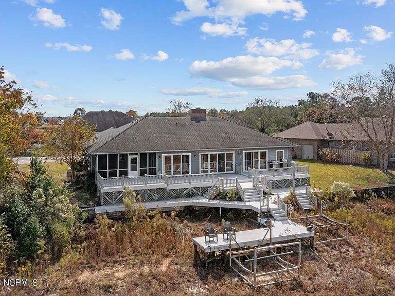 867 Castleberry Ct — Photo 9