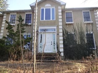 1170 Upper Van Reed Rd, Leesport, PA 19533