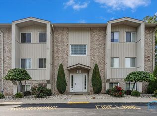 6640 Salisbury Rd APT G302, Maumee, OH 43537