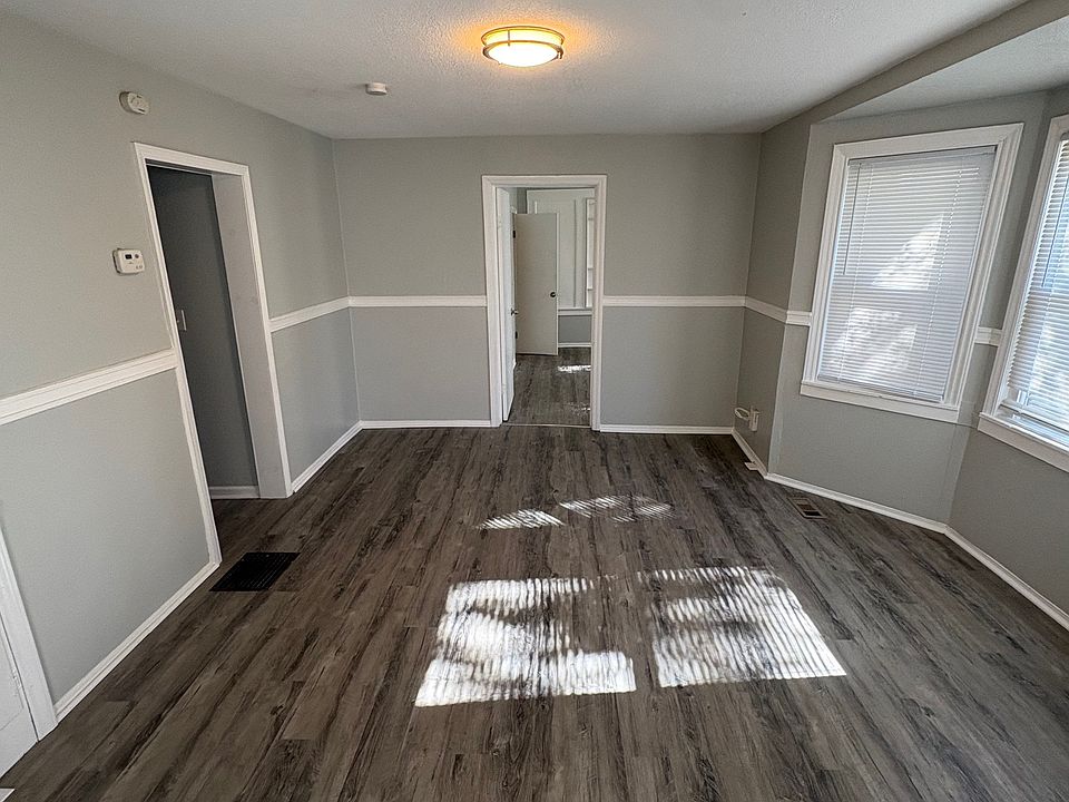 1st image of 5047 Woodland Ave
