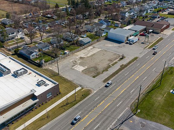 2nd image of 1248 N Telegraph Rd