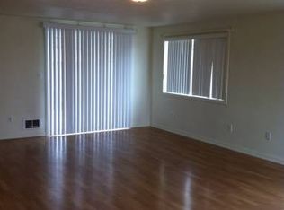 410 Radar Rd, Coos Bay, OR 97420