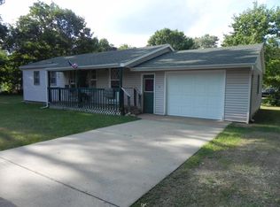 310 Pine St, Decatur, MI 49045