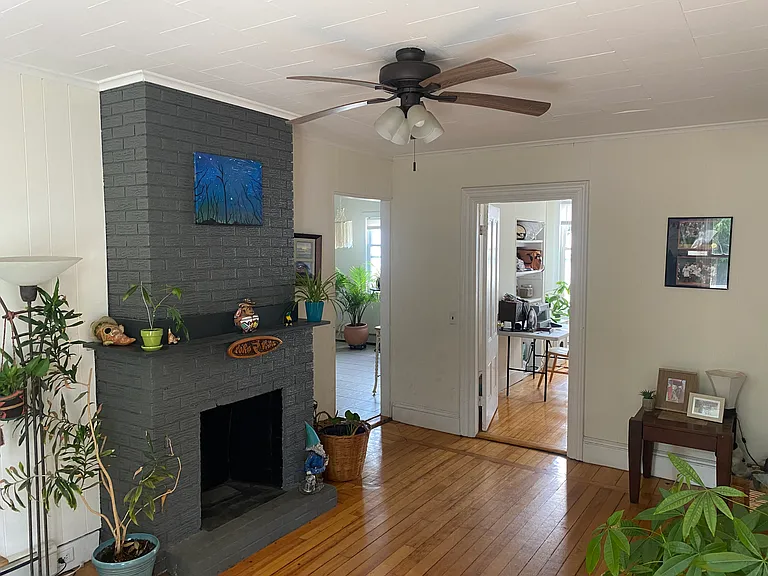 18 Western Ave #1 — Photo 2