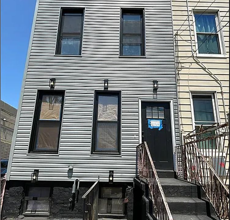 1st image of 685 E 132nd St #1